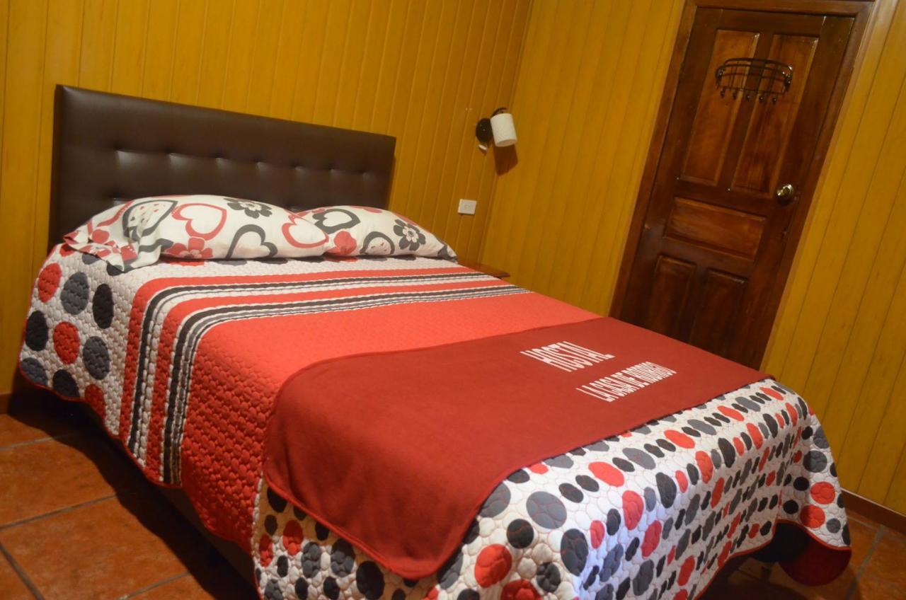 Hostal La Casa De Rodrigo Baeza Экстерьер фото